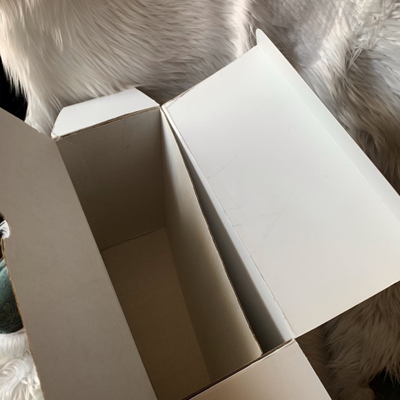 Chanel Empty Handbag’s Box - Picture 8 of 8